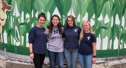 UNH dairy students at the American Dairy Science Association annual meeting